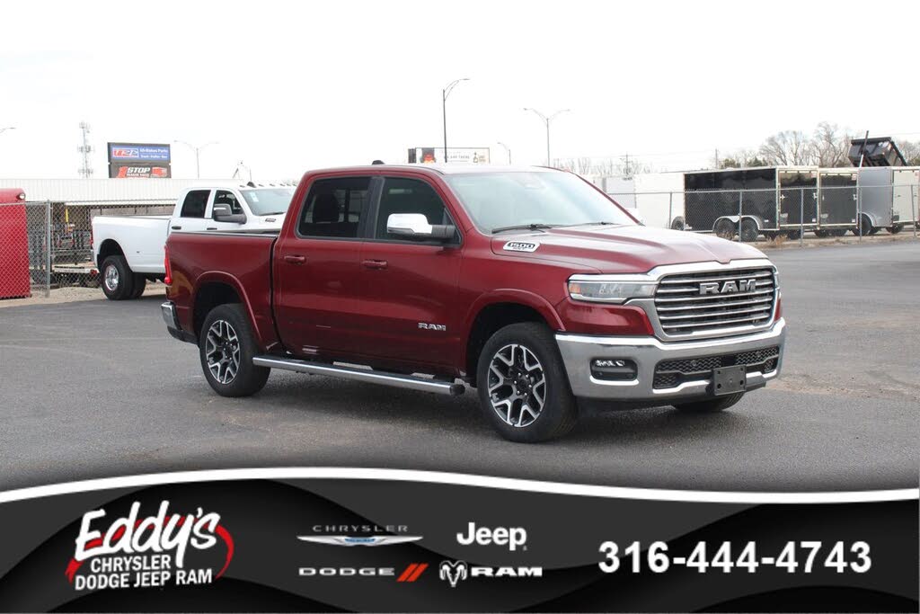 2025 RAM 1500 Laramie Crew Cab 4WD