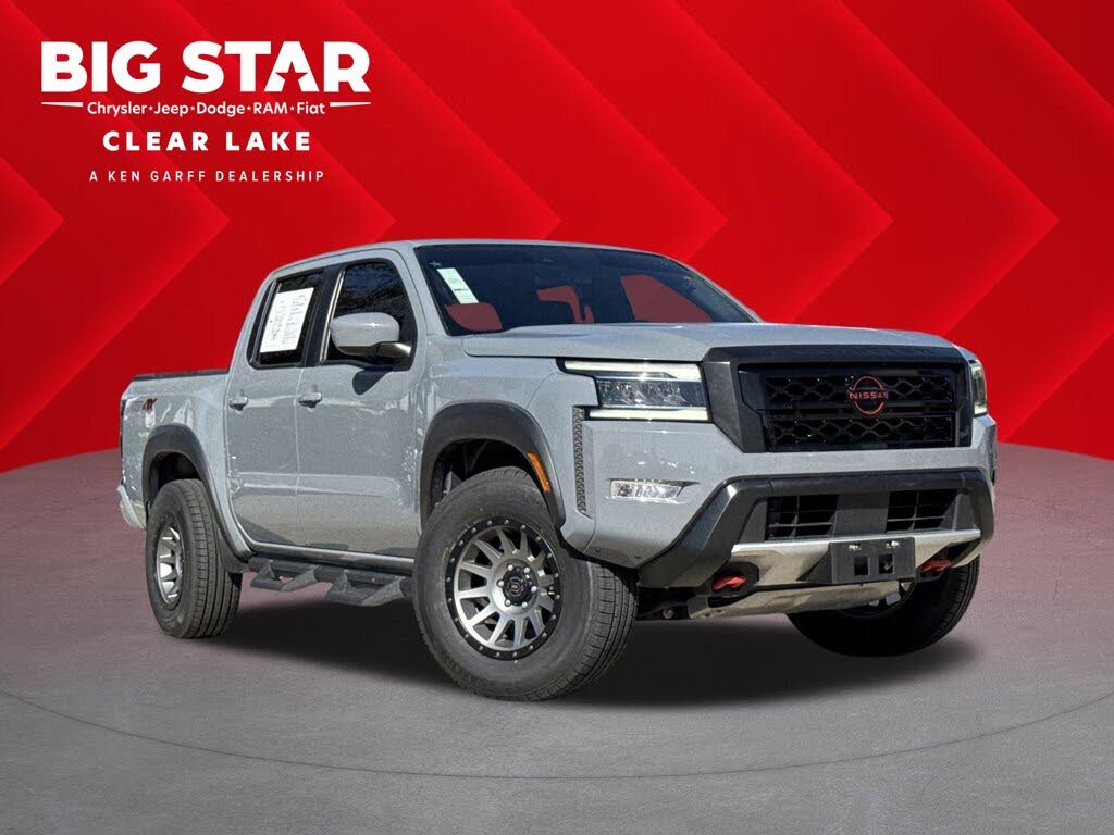 2022 Nissan Frontier PRO-4X Crew Cab 4WD