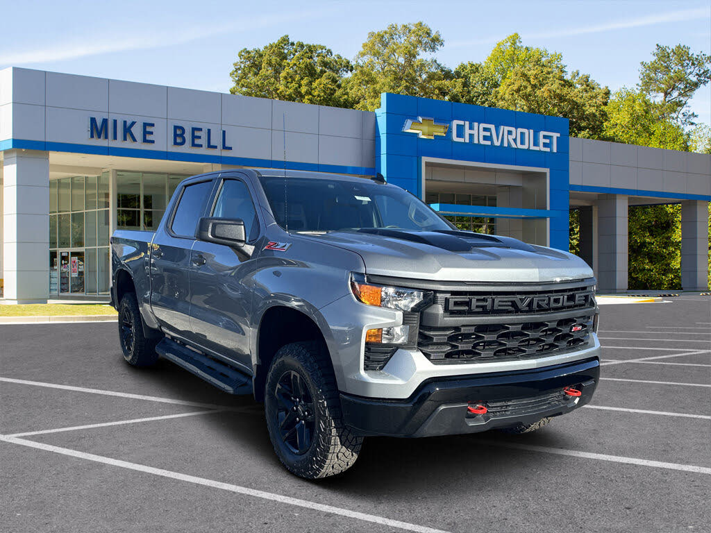 2026 Chevrolet Silverado 1500 Custom Trail Boss Crew Cab 4WD