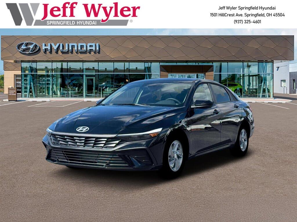 2026 Hyundai Elantra SE FWD