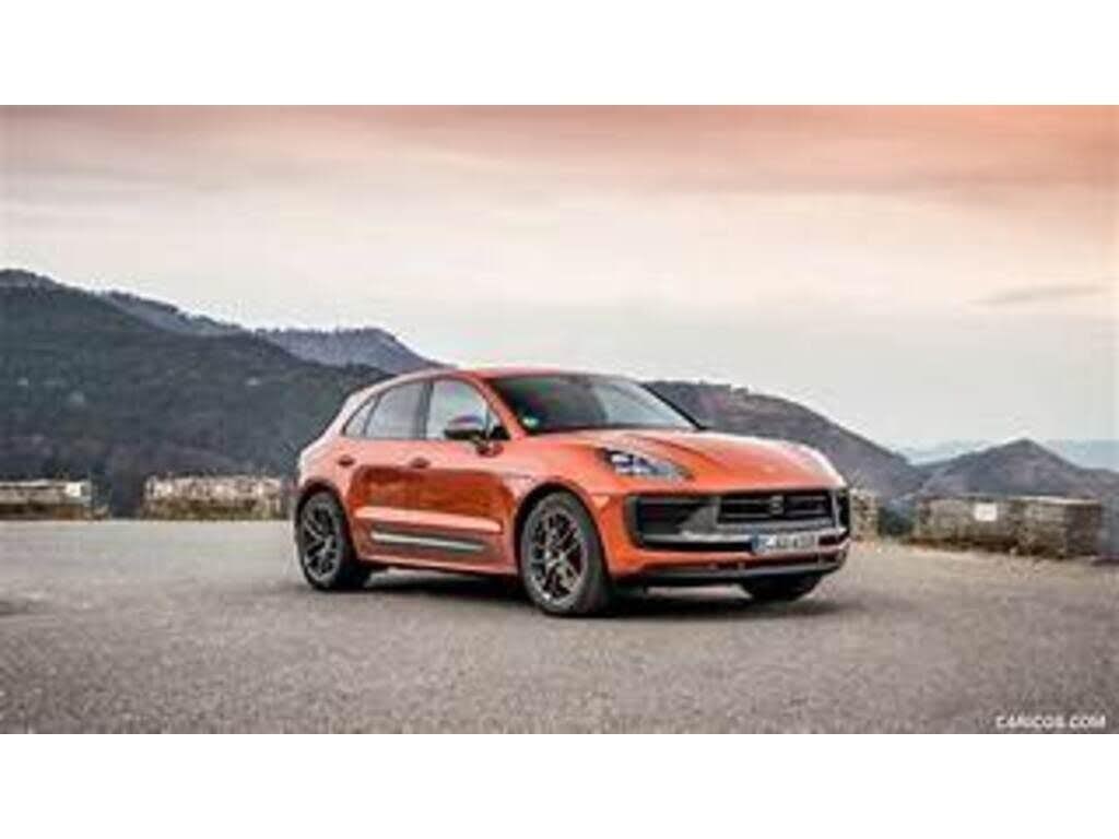 2025 Porsche Macan