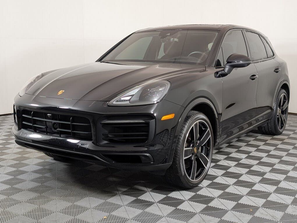 2022 Porsche Cayenne S Platinum Edition AWD