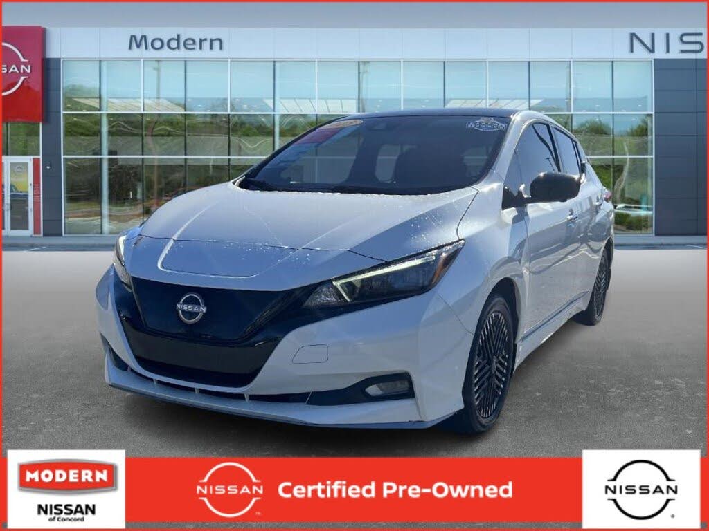 2023 Nissan LEAF SV Plus FWD