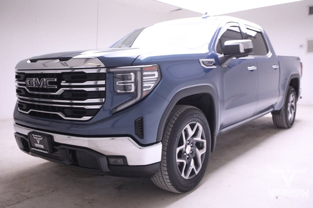 2024 GMC Sierra 1500 SLT Crew Cab 4WD