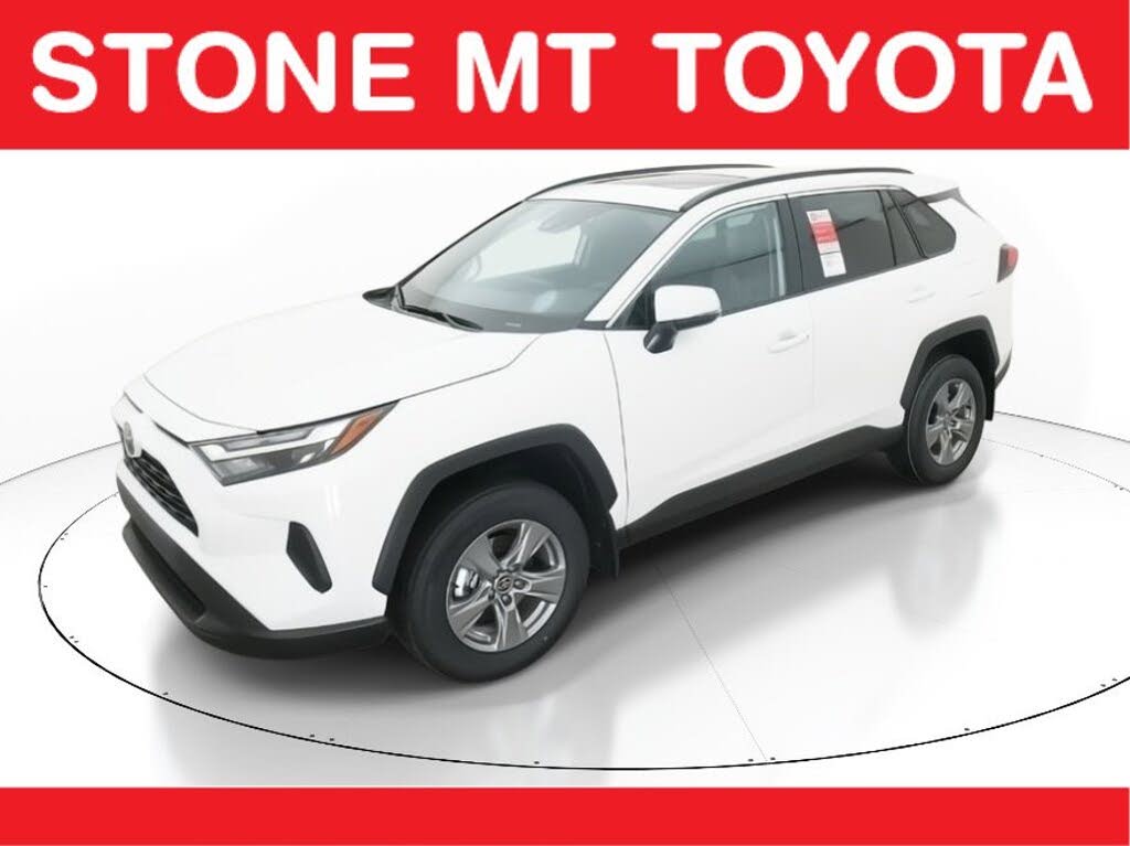 2025 Toyota RAV4 XLE FWD