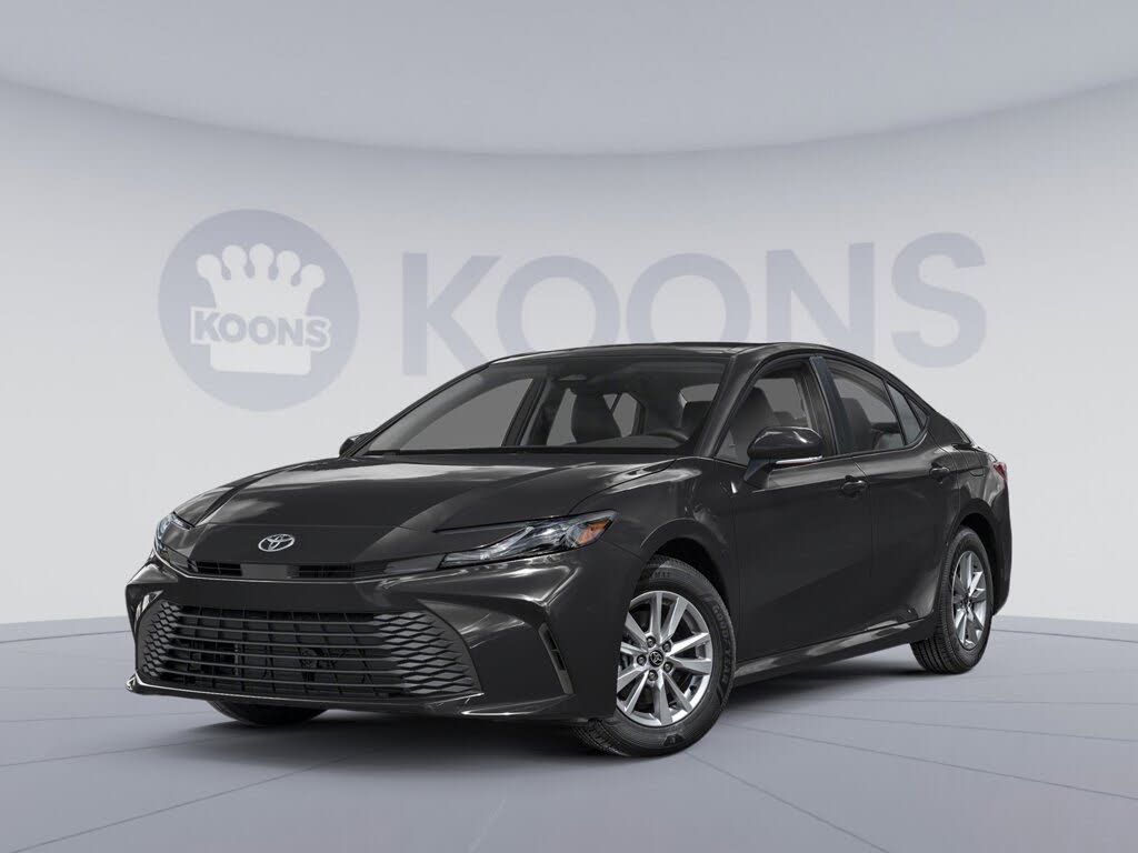 2026 Toyota Camry LE FWD