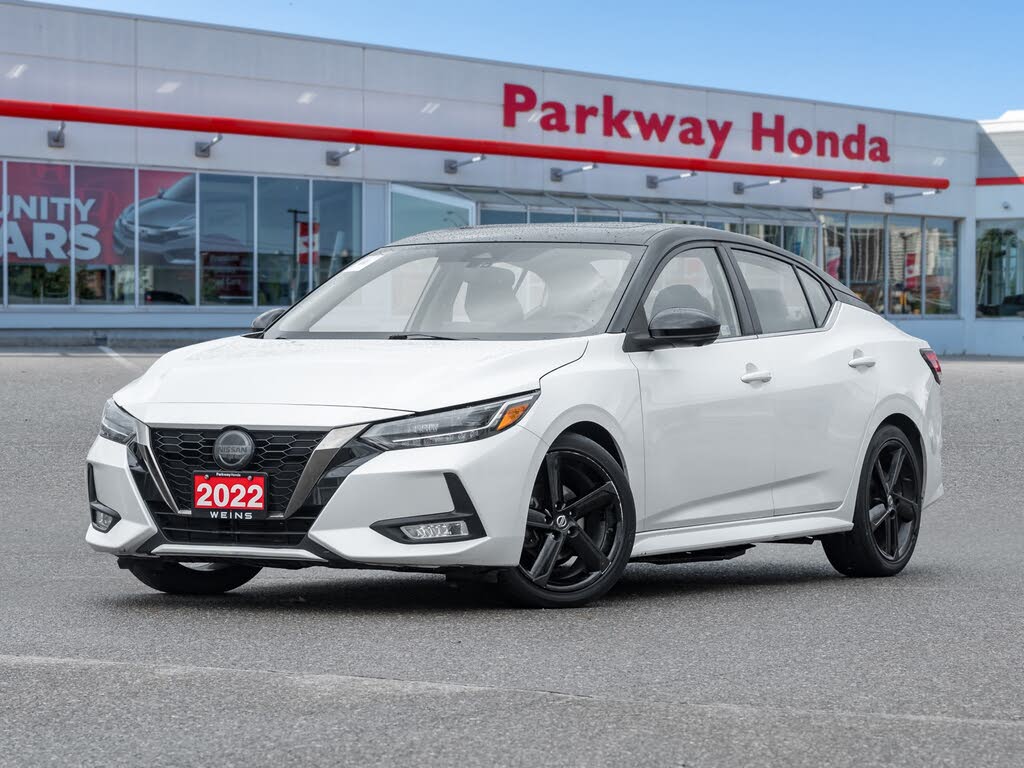 Nissan Sentra SR FWD 2022