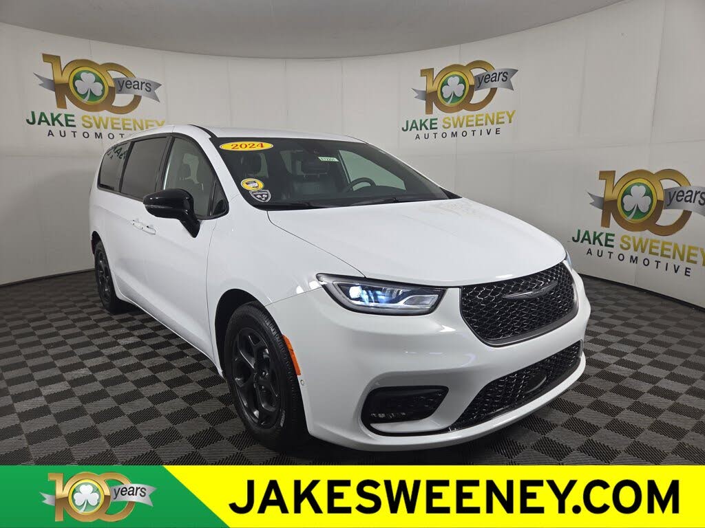 2024 Chrysler Pacifica Hybrid S Appearance FWD