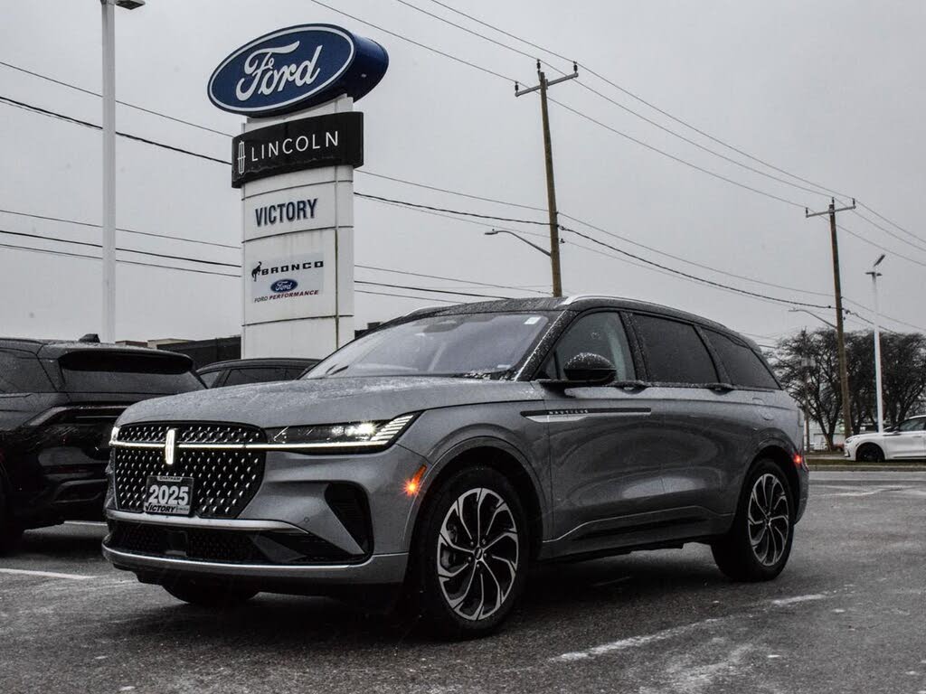 2025 Lincoln Nautilus Reserve AWD