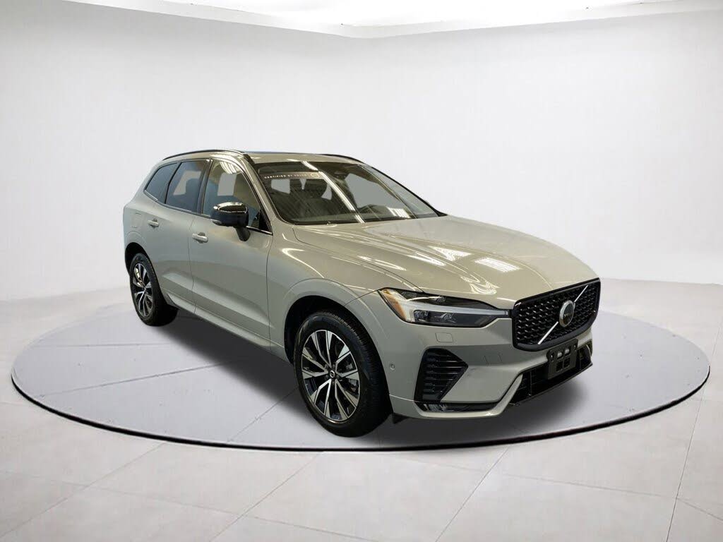 2025 Volvo XC60 B5 Plus Dark Theme AWD