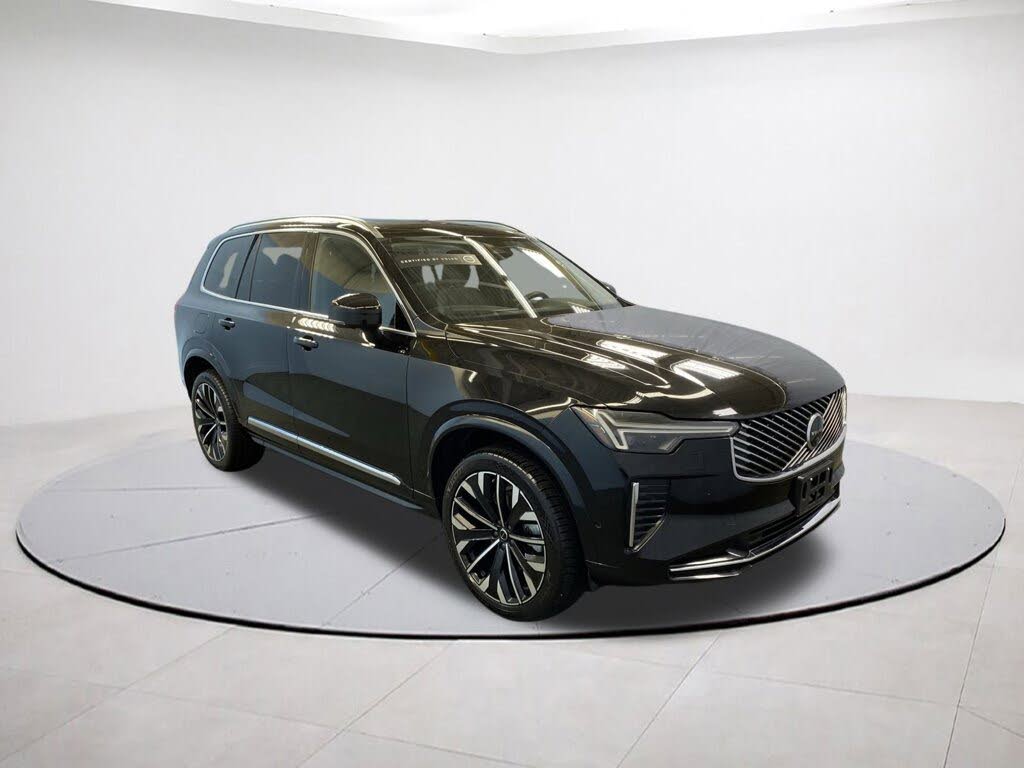 2025 Volvo XC90 B6 Plus Bright Theme 7-Passenger AWD