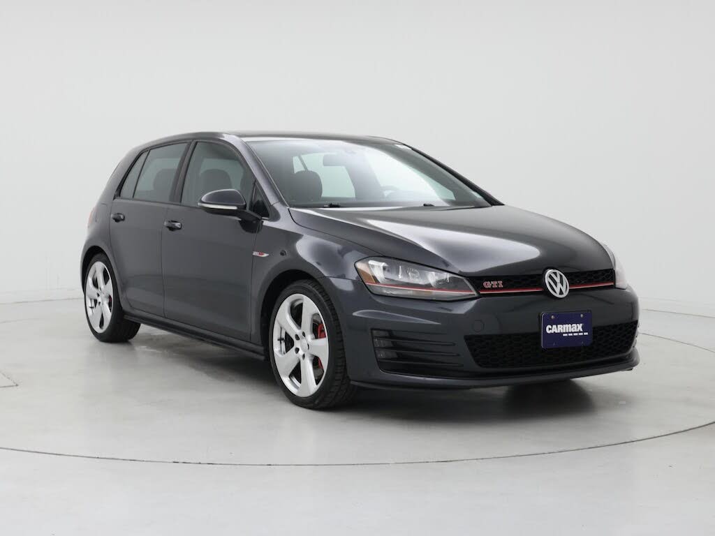 2015 Volkswagen Golf GTI 2.0T SE 4-Door FWD with Performance Package