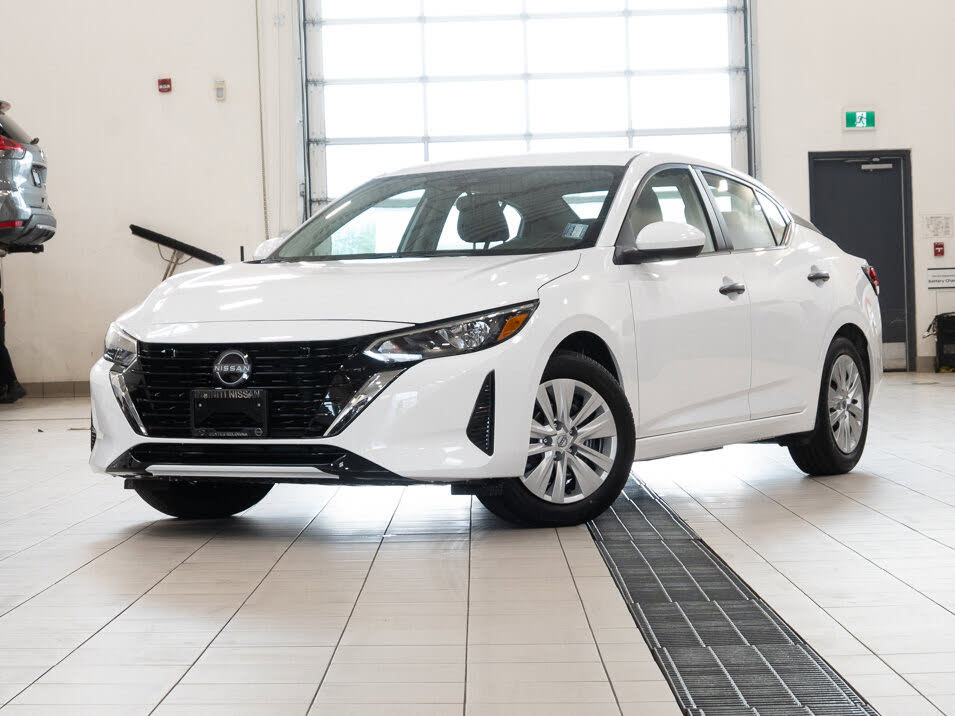 Nissan Sentra S FWD 2025