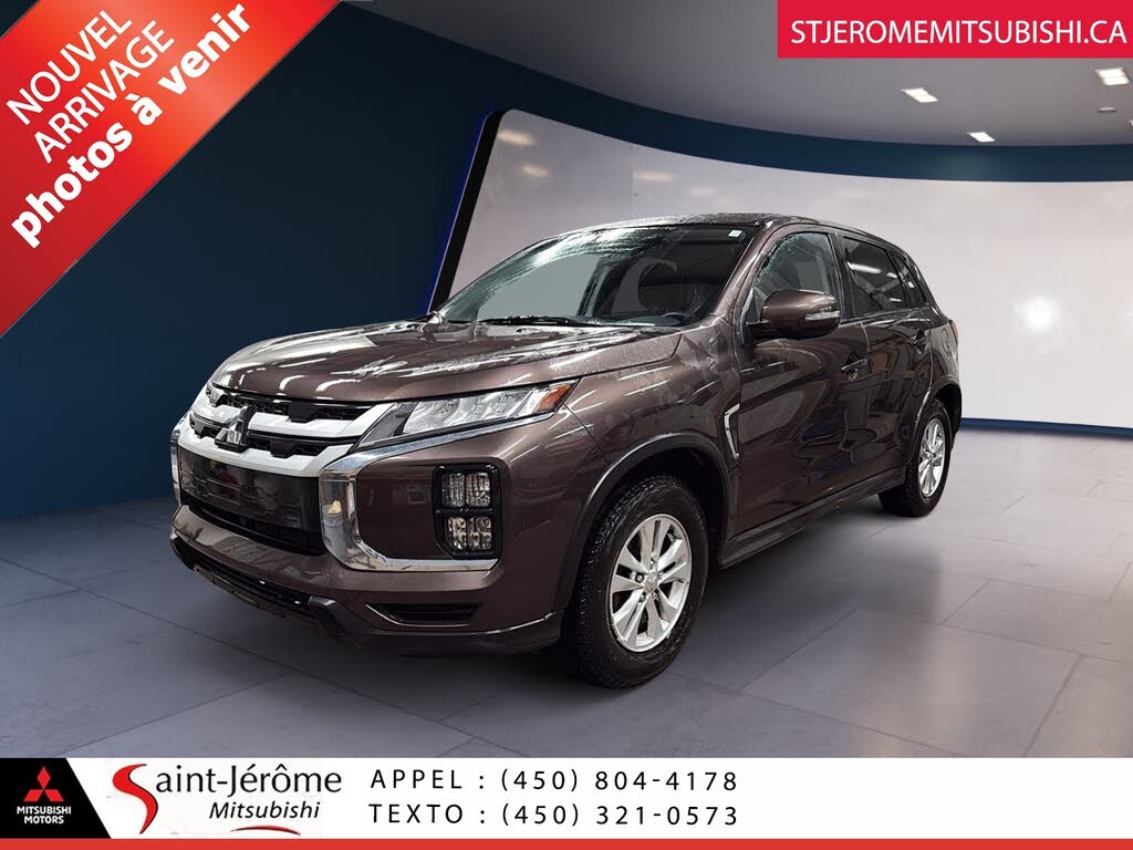 2022 Mitsubishi RVR SE AWC