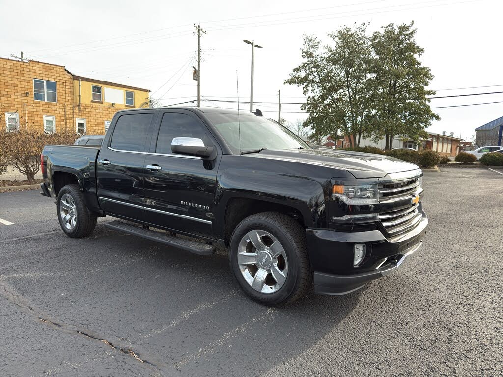 2016 Chevrolet Silverado 1500 LTZ Crew Cab 4WD