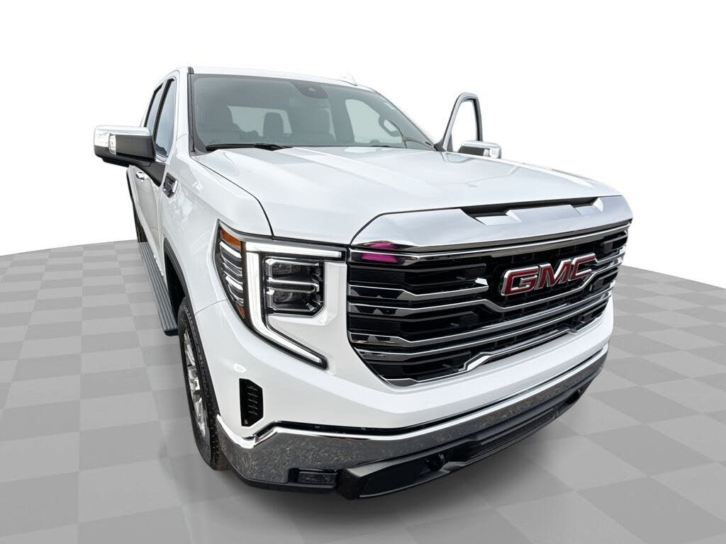 2024 GMC Sierra 1500 SLT Crew Cab 4WD