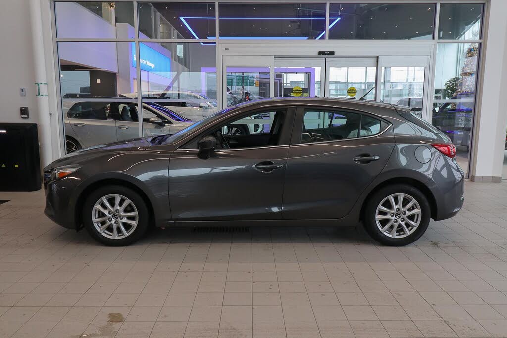 2018 Mazda MAZDA3 Sport GS