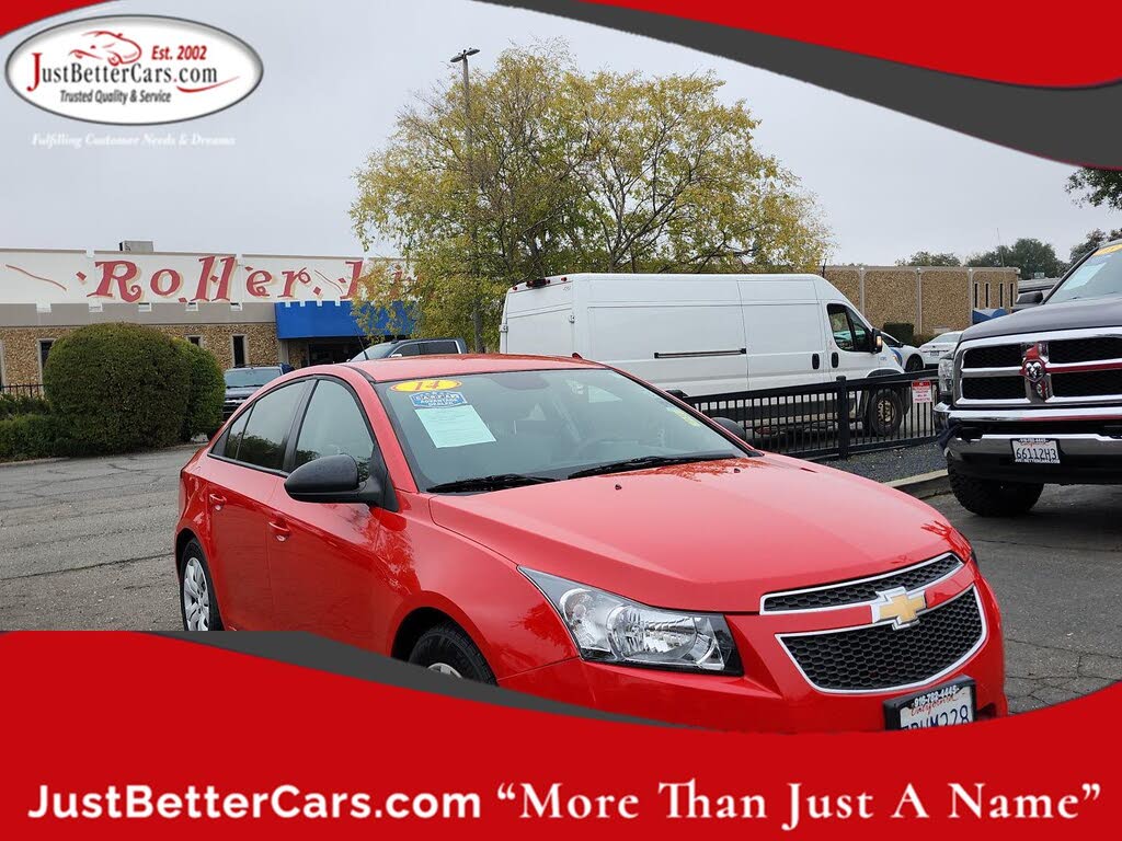 2014 Chevrolet Cruze LS Sedan FWD