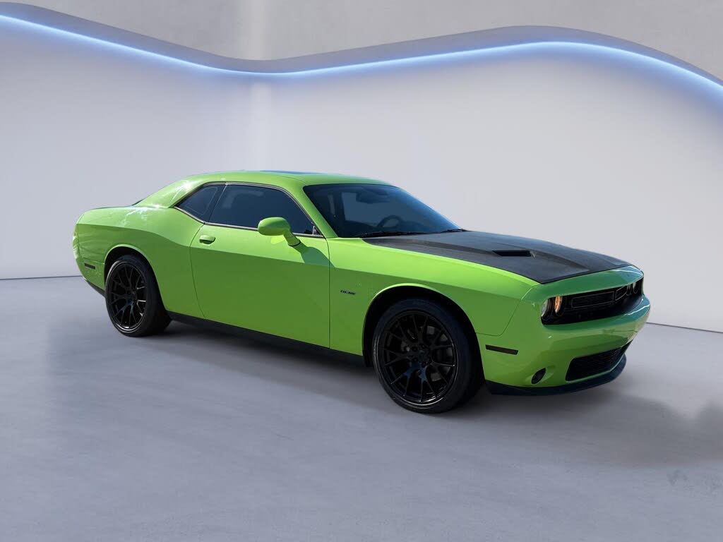 2015 Dodge Challenger R/T RWD
