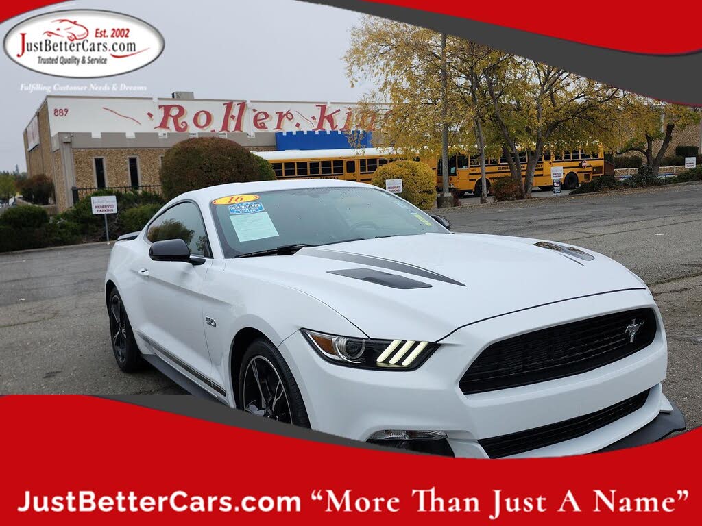 2016 Ford Mustang GT Premium Coupe RWD