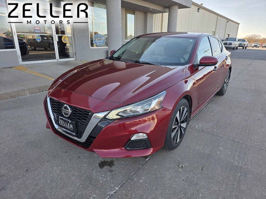 2021 Nissan Altima 2.5 SV FWD