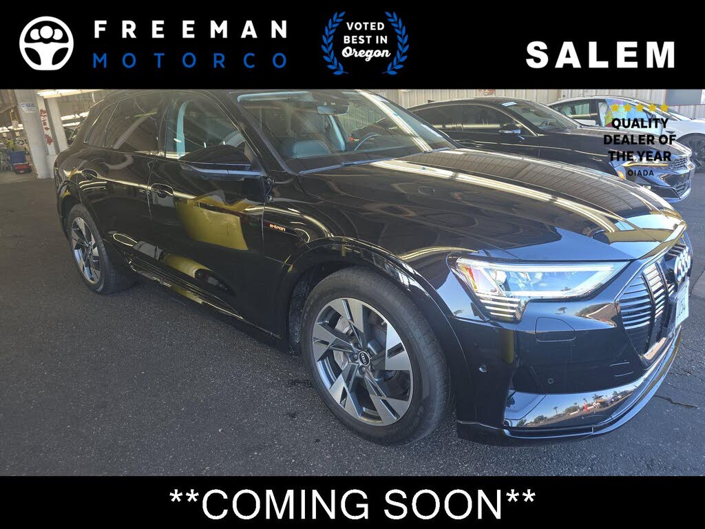 2022 Audi e-tron Premium quattro AWD