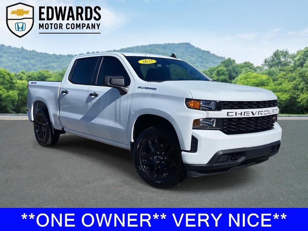 2022 Chevrolet Silverado 1500 Custom Crew Cab 4WD