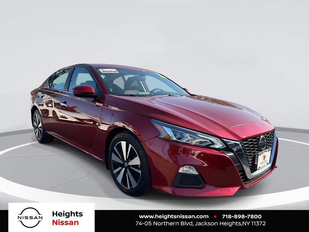 2022 Nissan Altima 2.5 SV FWD