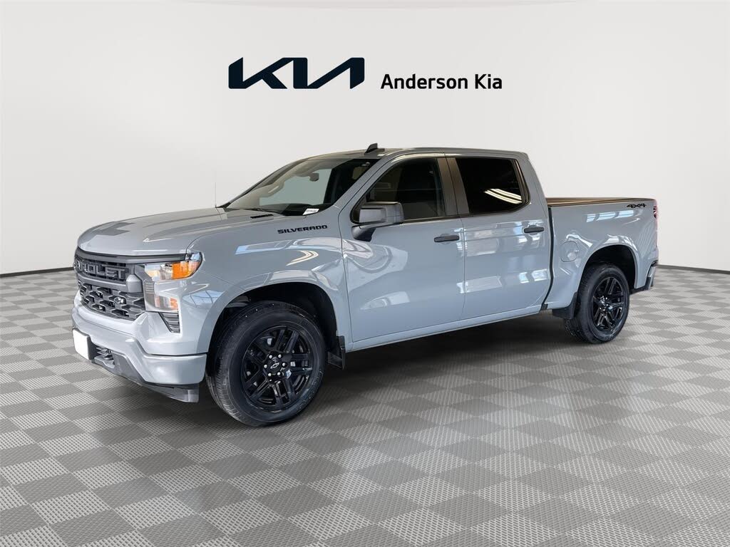 2024 Chevrolet Silverado 1500 Custom Crew Cab 4WD