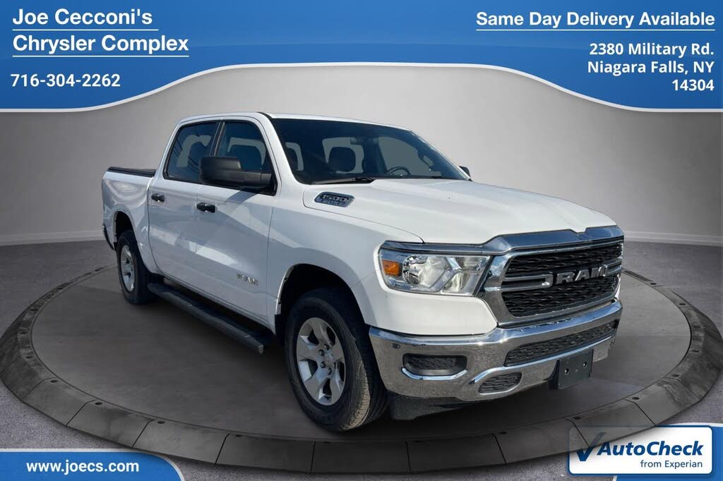 2024 RAM 1500 Big Horn Crew Cab 4WD
