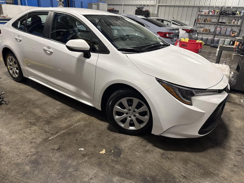 2024 Toyota Corolla LE FWD