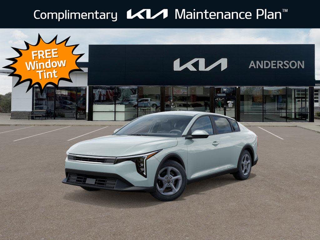 2025 Kia K4 LXS FWD