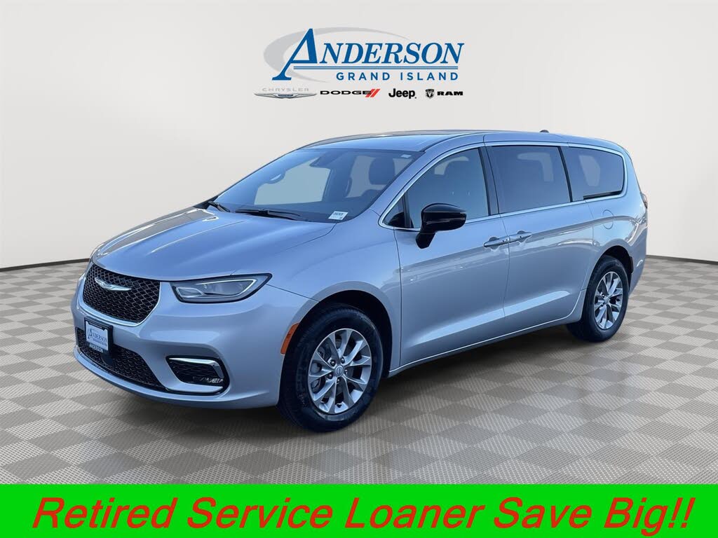 2026 Chrysler Pacifica Select AWD