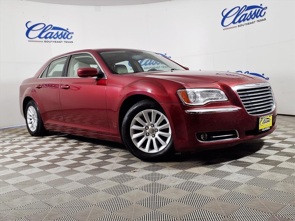 2013 Chrysler 300 RWD