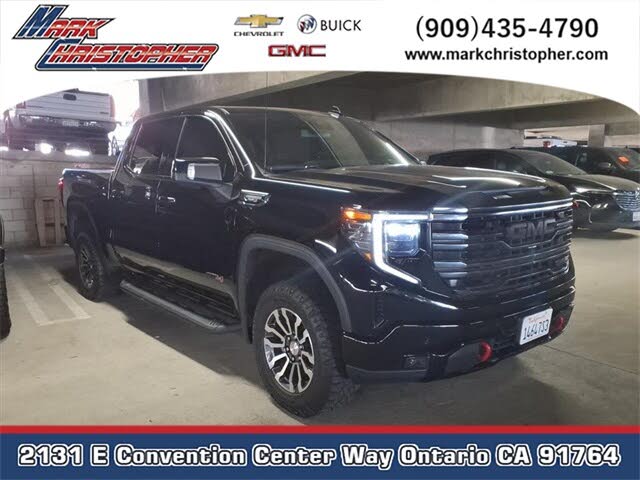 2023 GMC Sierra 1500 AT4 Crew Cab 4WD