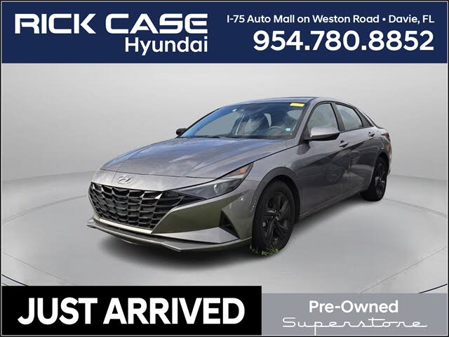 2023 Hyundai Elantra SEL FWD