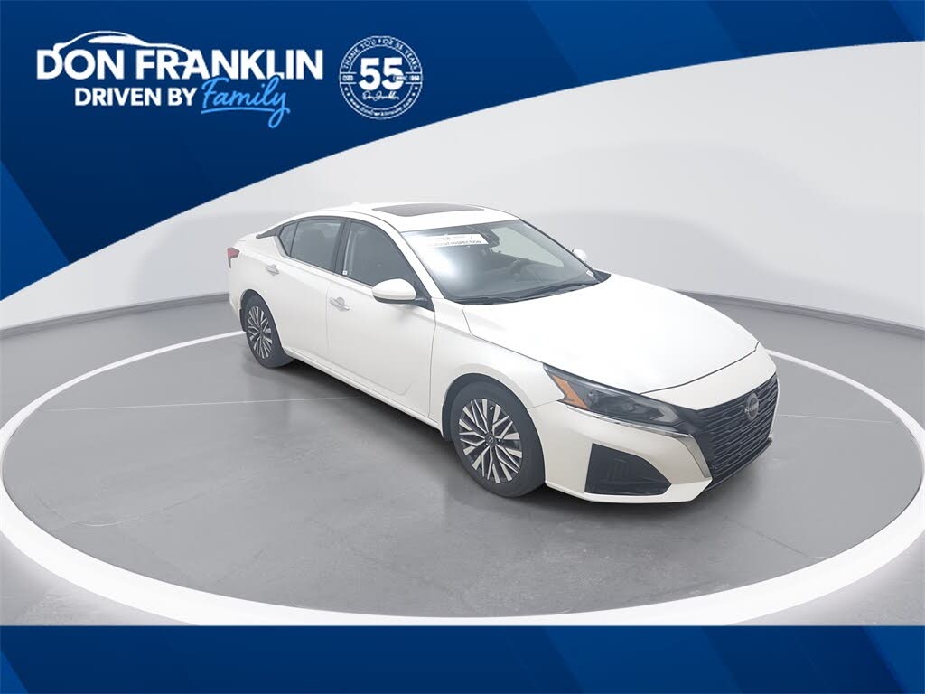 2023 Nissan Altima 2.5 SV FWD