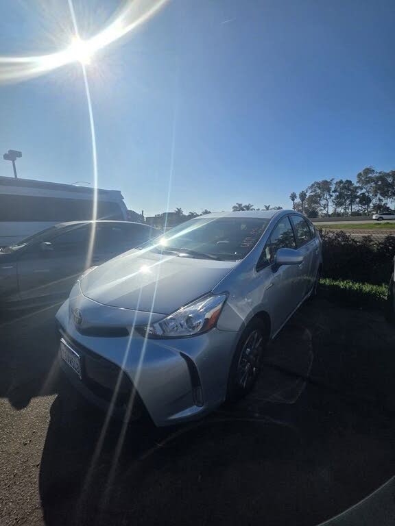 2016 Toyota Prius v