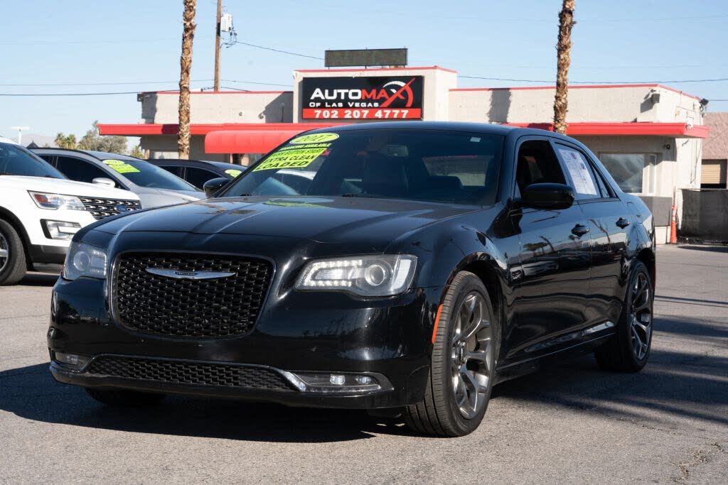 2017 Chrysler 300 S RWD