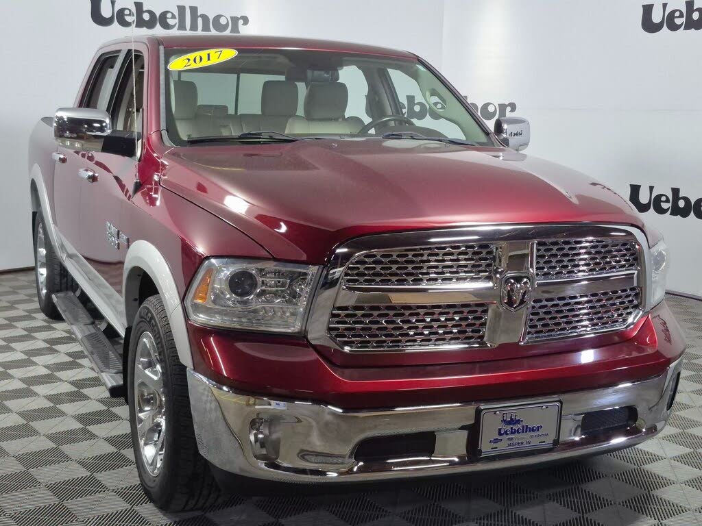 2017 RAM 1500 Laramie Crew Cab 4WD