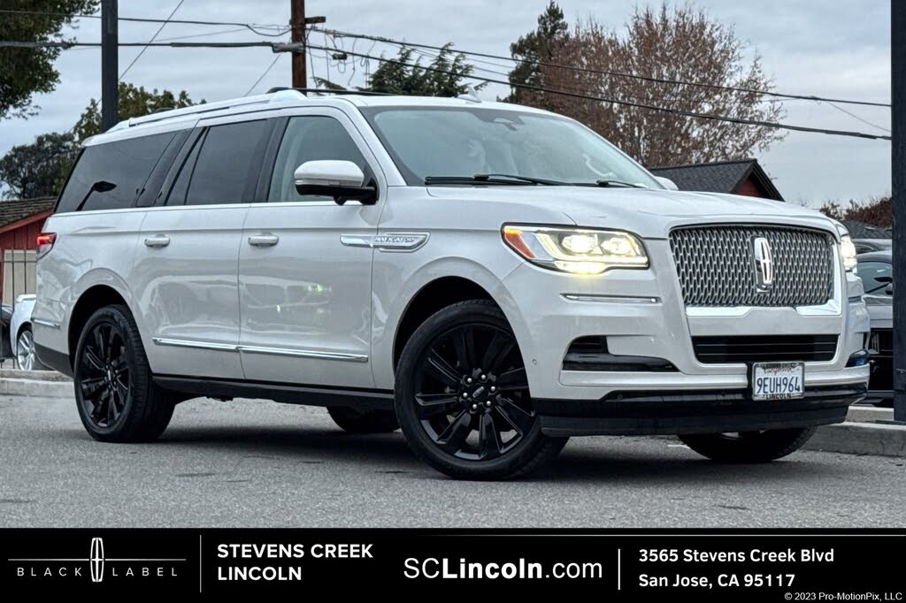 2022 Lincoln Navigator L Reserve 4WD