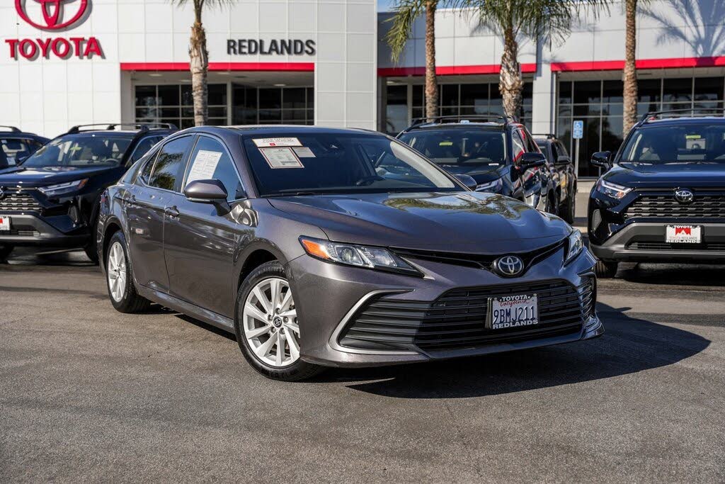 2022 Toyota Camry LE FWD