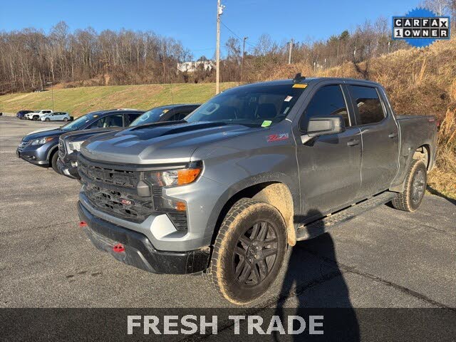 2023 Chevrolet Silverado 1500 Custom Trail Boss Crew Cab 4WD