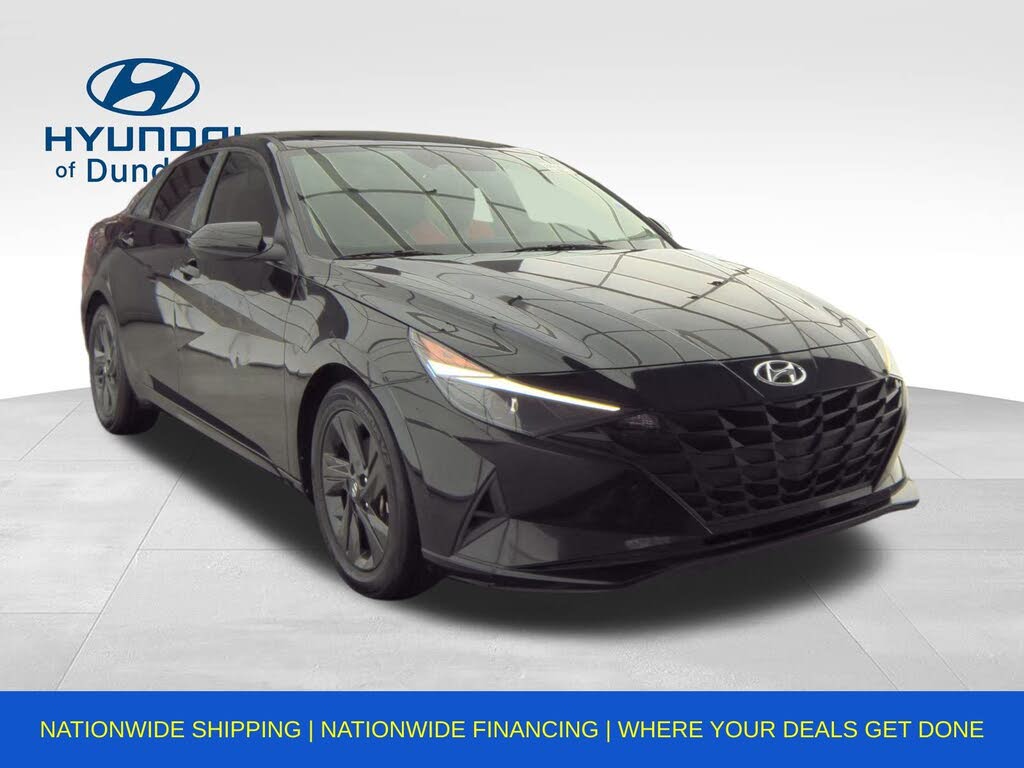 2023 Hyundai Elantra SEL FWD