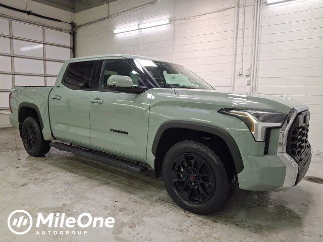 2023 Toyota Tundra SR5 CrewMax Cab 4WD