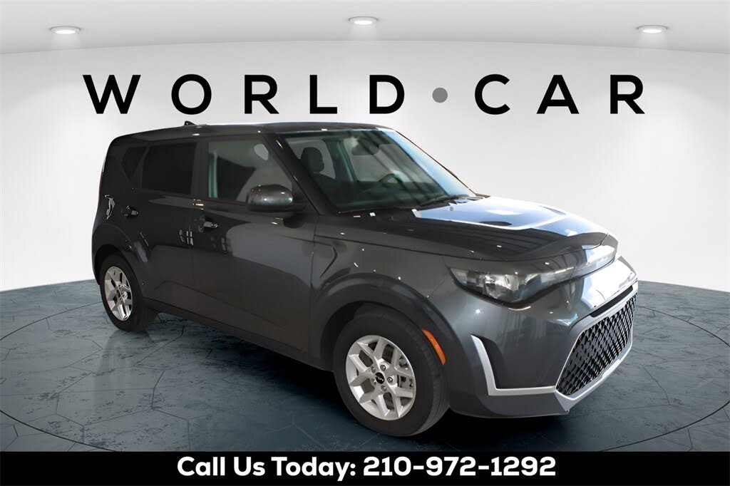 2024 Kia Soul LX FWD
