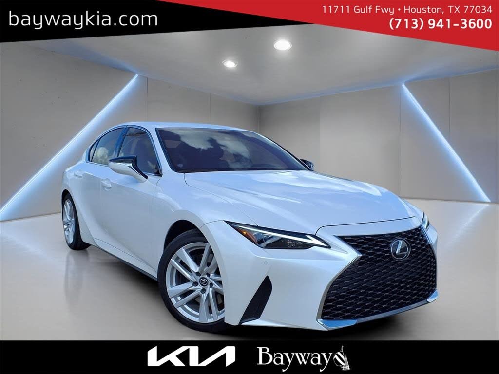 2024 Lexus IS 300 RWD
