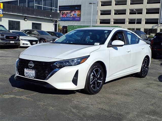 2024 Nissan Sentra SV FWD