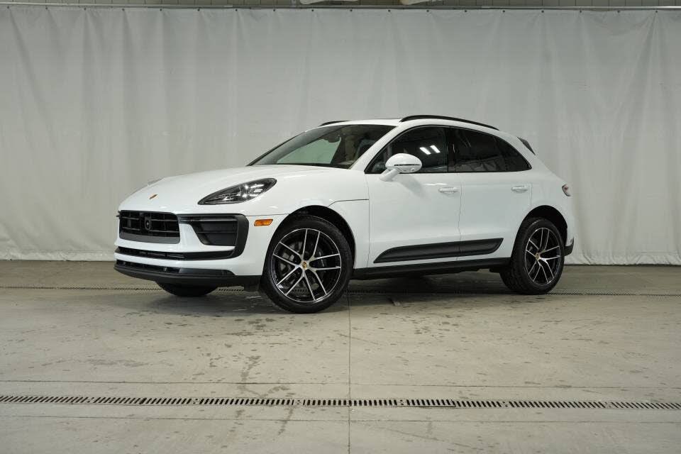 2025 Porsche Macan