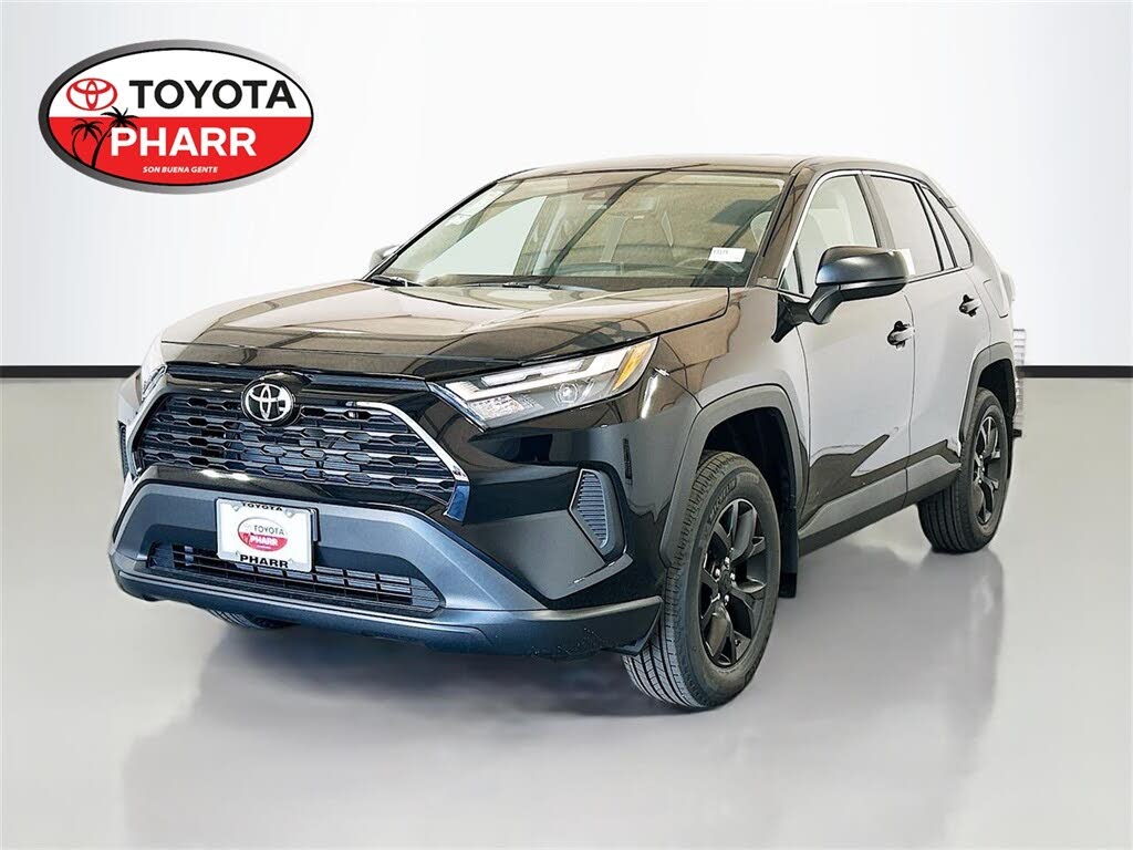 2025 Toyota RAV4 LE FWD